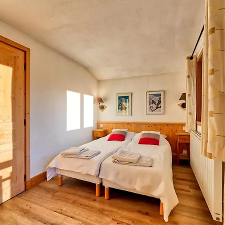 Chalet Blanche: Two Bedroom Apartment Chamonix